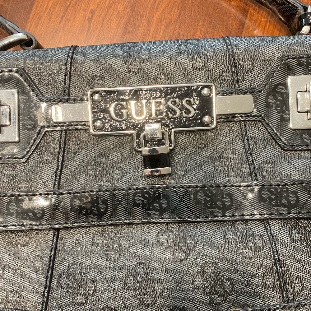 Guess Purse Bag - Picture 3 of 8